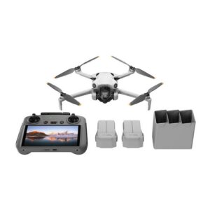 Foto principale Drone DJI Mini 4 Pro Fly More Combo + Controller Smart Met RC331 (CP.MA.00000735.04) [Garanzia DJI 2 Anni]
