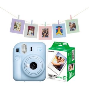 Foto principale Kit Fotocamera Istantanea Fujifilm Instax Mini 12 Pastel Blue + Pellicole Fujifilm 2 confezioni da 10 pezzi (Macaron) + Cartoline Fotografiche